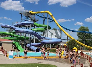 north-dakota/fort-abraham-lincoln-state-park/attraction/raging-rivers-waterpark