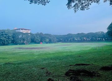philippines/national-capital-region-ncr/attraction/up-sunken-garden