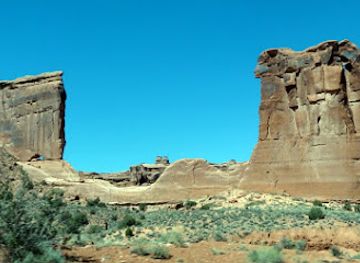 utah/canyonlands/attraction/tower-of-babel
