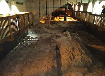 united-kingdom/glamorgan/attraction/caerleon-roman-fortress-baths