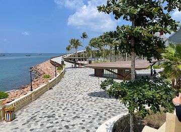 vietnam/phu-quoc/attraction/cau-hon-phu-quoc-kiss-bridge-phu-quoc