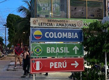 colombia/leticia/attraction/letrero-tres-fronteras-three-borders-sign
