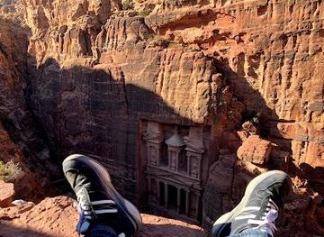 jordan/dana/attraction/al-khubtha-trail