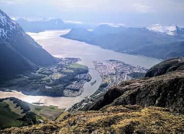 norway/more-og-romsdal/attraction/romsdalseggen-ridge
