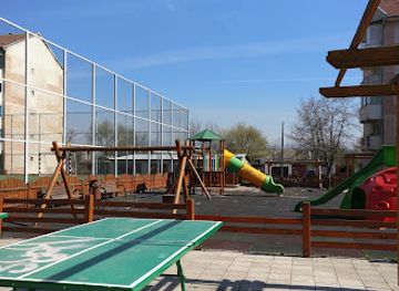 romania/deva/attraction/loc-de-joaca