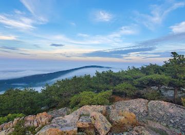 maine/mount-desert-island/attraction/dorr-mountain