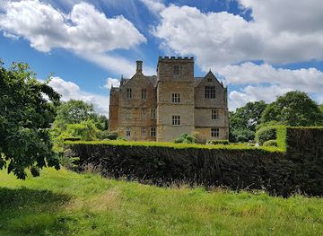 united-kingdom/cotswolds/attraction/national-trust-chastleton-house