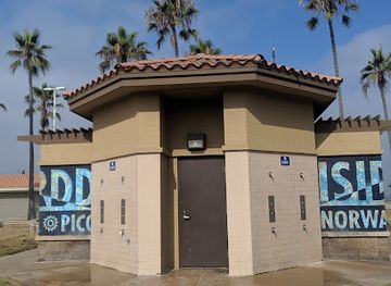 california/los-angeles-county/attraction/dockweiler-beach