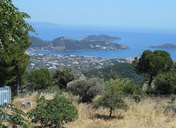 greece/sporades/attraction/skiathos-hora-viewpoint-a
