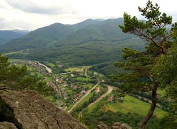 ukraine/transcarpathia/attraction/hora-vysokyy-kamin