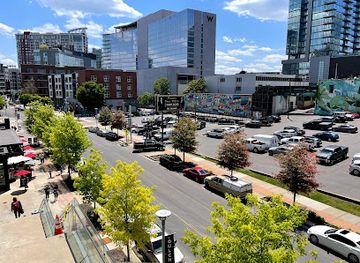 tennessee/nashville-music-row/attraction/lego-man-mural