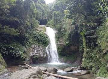 philippines/luzon/attraction/imugan-falls