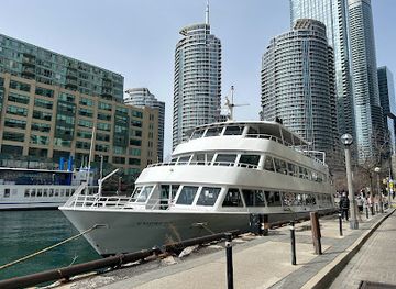 canada/toronto/harbourfront/attraction/empress-of-canada