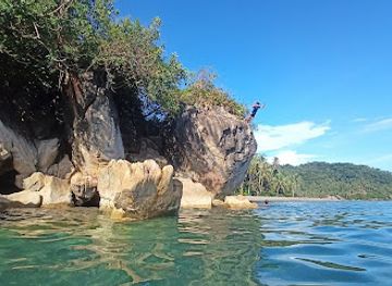 philippines/bicol-region/attraction/busdak-beach