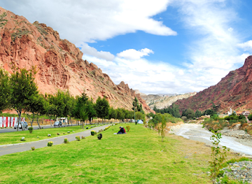 bolivia/la-paz-valley/attraction/patrimonio-natural-paisajistico-muela-del-diablo-y-pachajalla