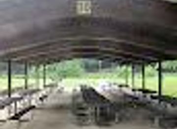 south-carolina/mauldin/attraction/zoo-shelter-30