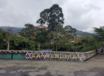 colombia/los-llanos/attraction/bicentenario-park
