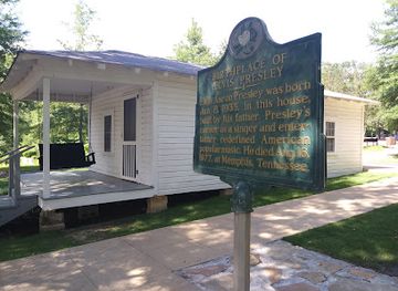 mississippi/the-capital-region/attraction/elvis-presley-birthplace