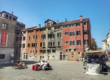 italy/venice-lido/attraction/campo-san-stin