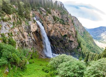 kyrgyzstan/issyk-kul-region/attraction/vodopad-bryzgi-shampanskogo