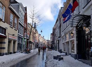netherlands/limburg-province/attraction/lange-hezelstraat