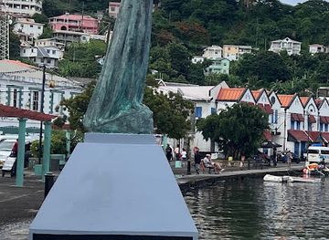 grenada/seven-sisters-falls/attraction/christ-of-the-deep