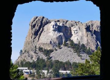 south-dakota/crazy-horse-memorial/attraction/doane-robinson-tunnel-tunnel-view-of-mount-rushmore