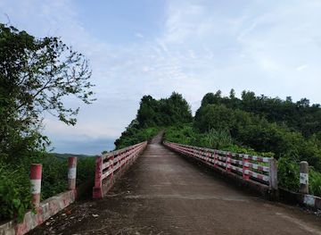 bangladesh/bandarban-hill-tracts/attraction/kamalang-sonaichhari-bridge