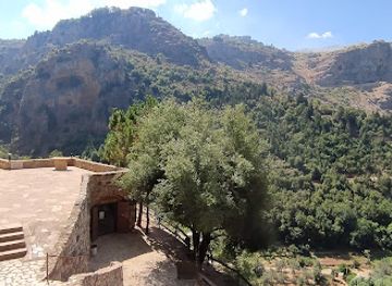 lebanon/bsharri/attraction/qadisha