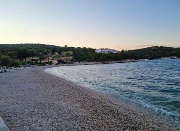 croatia/hvar/attraction/prirovo-beach