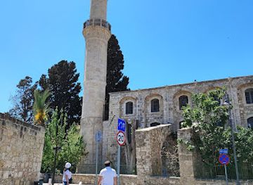 cyprus/larnaca/attraction/kimonos-square
