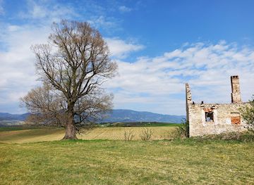 slovakia/velka-fatra-national-park/attraction/zrucanina-stareho-panskeho-sidla