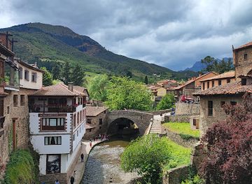 spain/picos-de-europa/attraction/torre-de-orejon-de-la-lama
