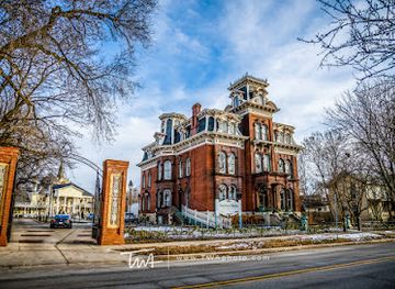 illinois/joliet/attraction/jacob-henry-mansion