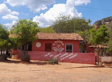 brazil/serra-da-capivara-national-park/attraction/camping-e-pousada-pedra-furada