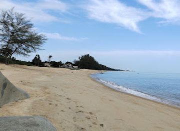 malaysia/terengganu/attraction/pantai-bari