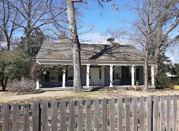 mississippi/jackson/downtown-jackson/attraction/the-oaks-house-museum