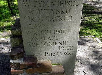poland/roztocze-national-park/attraction/obelisk-jozef-pilsudski