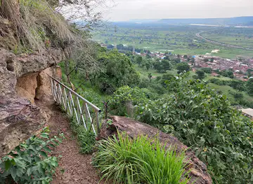 Usi Kwo Kwo Kwo Caves Koton-Karfe