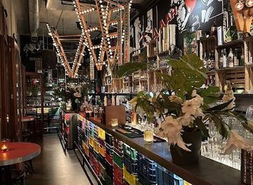 hungary/tatabanya/attraction/gozsdu-court