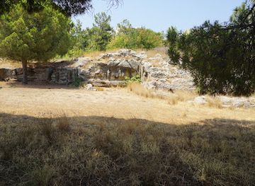 greece/rhodes/attraction/antike-nekropolis-kanakonero