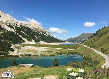 italy/val-di-fassa/attraction/lago-della-fedaia