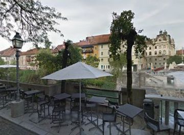 slovenia/ljubljana/attraction/space-invader-lju-15