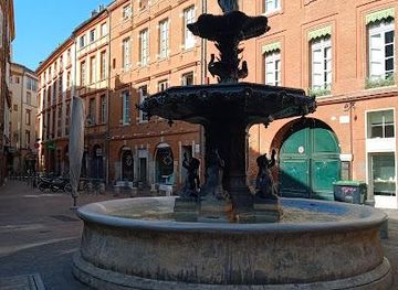 france/toulouse/attraction/place-roger-salengro