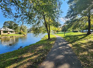 connecticut/greenwich-point-park/attraction/binney-park