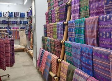 bhutan/wangdue-phodrang/attraction/national-handicraft-emporium