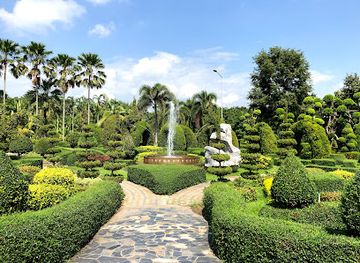 thailand/lanna/attraction/tweechol-botanical-garden