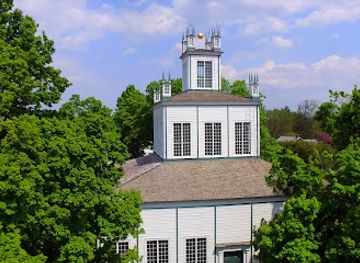 canada/greater-toronto-area/attraction/sharon-temple-national-historic-site-and-museum