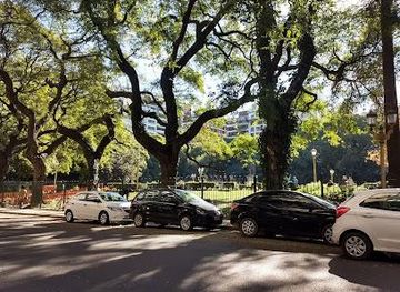 argentina/buenos-aires/attraction/plaza-libertad