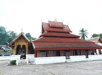 laos/luang-prabang/attraction/wat-may-souvannapoumaram